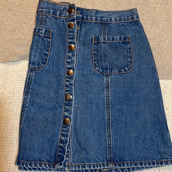 Urban Outfitters Button Down Denim Skirt Women’s Medium - Picture 1 of 7